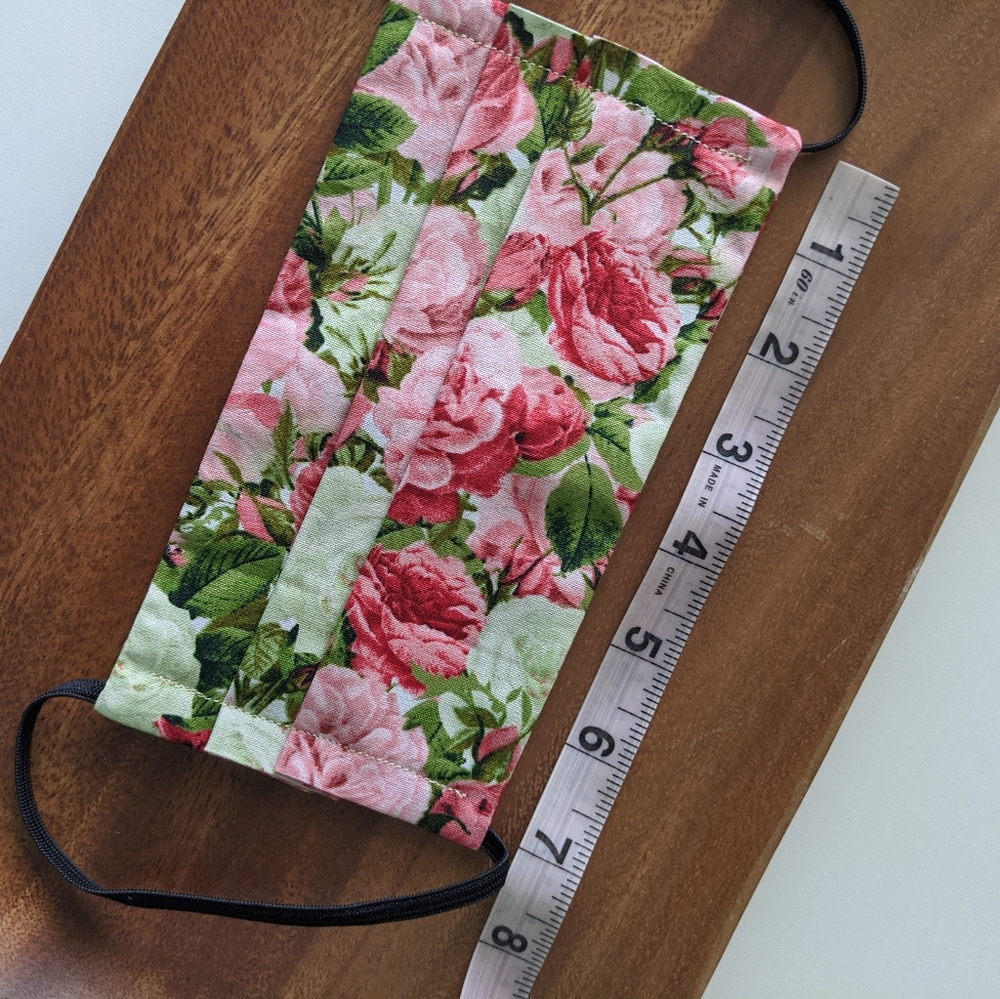 Face Covering - Rose Floral - Picture 3 of 6